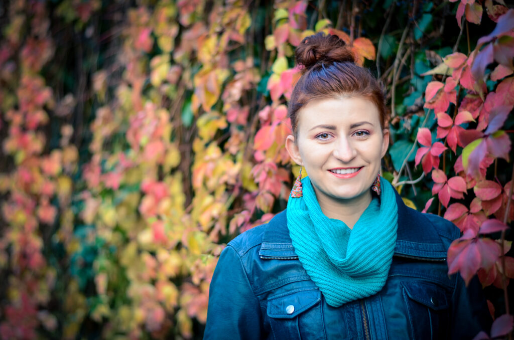 Portretna fotografia farebne listy zena